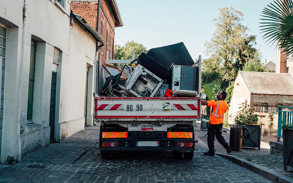 Services enlevement encombrants 1 2